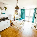 Bright 14Th Floor Apartment Warsaw Centrum Sunset Park Views By Polandbnb דירה ורשה