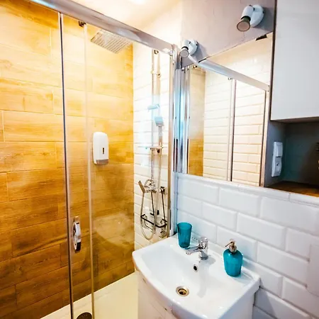 Bright 14th Flr Sunset Park View By Polandbnb