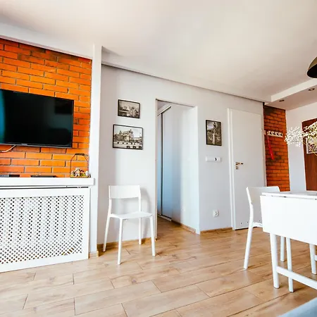 Bright 14th Floor With Balcony & Views Apartment Warsaw