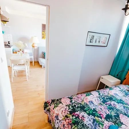 Bright 14th Floor With Balcony & Views * Warsaw
