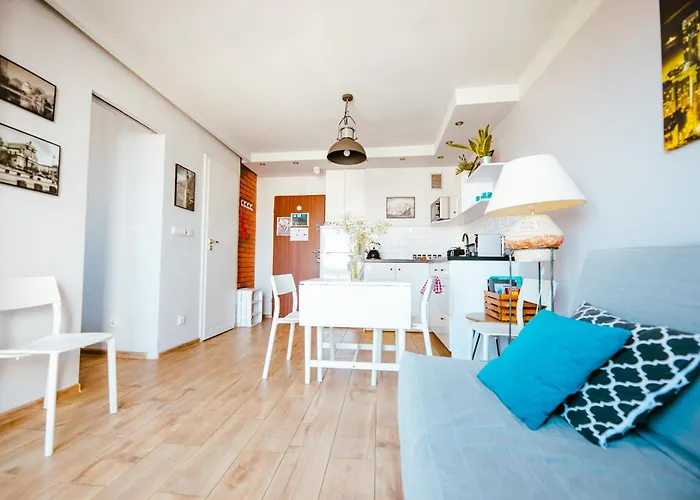Bright 14th Flr Sunset Park View By Polandbnb Apartman Varsó